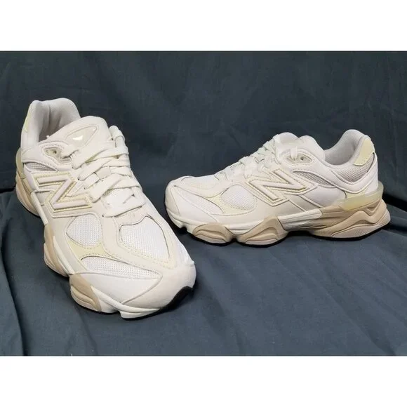 New Balance Kids 9060 Sneakers GC9060EK Linen Size 5 NEW NO BOX! - Picture 1 of 11